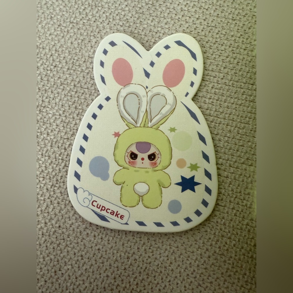 Baby Three Petit Macaron Cute Bunny Plush Pendant - Cupcake - Picture 2 of 8